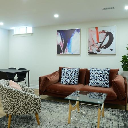 Spacious 2-Bed-Room Near Yonge & Major Mackenzie Richmond Hill Kültér fotó